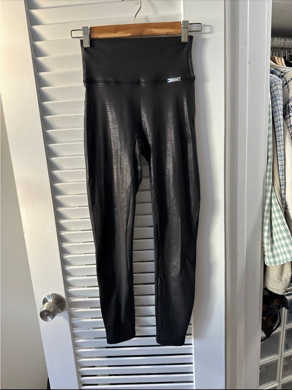 Bombshell Sportswear Snake shiny Black High-Waist Leggings - Picture 2 of 11